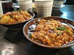 -巴四老城区炭火蛙锅(张江店)