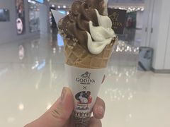 大白兔软冰淇淋-GODIVA(王府井apm店)