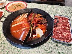 -肖婷姐大铁锅重庆火锅(南湖店)