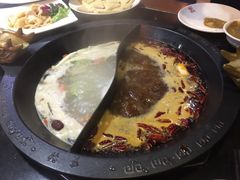 -重庆德庄火锅(体育中心店)