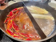 草本鸳鸯锅-盡膳口福跷脚牛肉火锅(晶耀前滩店)