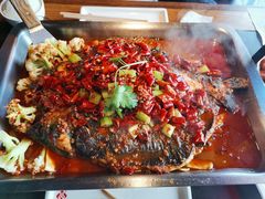 -辣尚瘾·烤鱼·新川菜(交大直营店)