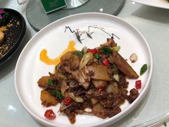 -锦江都城闵行饭店