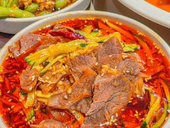 -龙巢盱眙龙虾·牛蛙·烧烤宵夜(八卦岭店)