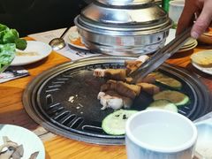 -唯成•韩国炭火烤肉 유성고기