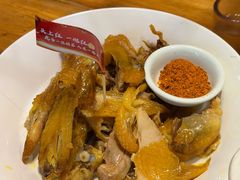 -头上红煨盐鸡·非遗院子餐厅