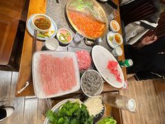 -小天鹅火锅·一线江景洪鼎旗舰店(洪崖洞店)