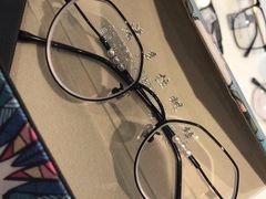 -潘多拉眼镜·蔡司依视路明月(潘家园店)