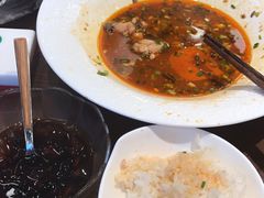 -成都你六姐·牛肉冒菜(城市集市合生汇店)