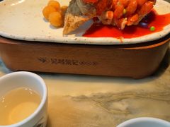 -吴越荣记苏州菜·松鼠桂鱼 100% 活鱼现做(月光码头店)