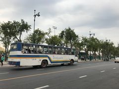 -皇家田广场(อนุสาวรีย์ทหารอาสา)