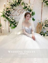 -艾米丽婚纱礼服