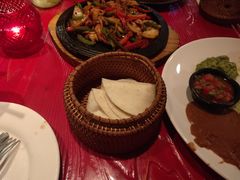 -Pistolera Mexican Cantina女枪手墨西哥餐厅(碧云路店)
