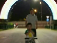 大门景观-九十九顶毡房(阜石路店)