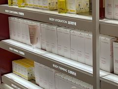 -日上免税店(三径路t3店)