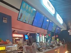 -完美世界影城(昆明翡翠湾店)