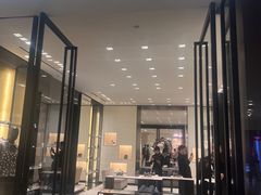 -Chanel(德基广场店)