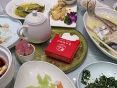 -老人和饭店(淮海中路店)