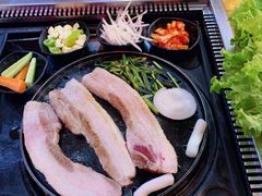-杀猪天·韩国烤肉(铁路街第一分店)