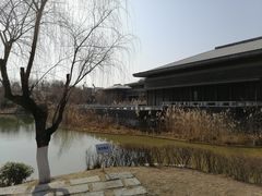 -王府井奥莱临潼小镇(临潼店)