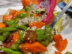 火龙果百合炒牛柳-上楼私房菜(院士路店)