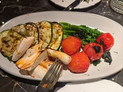 -LESCEDARS Brasserie Bistro香柏树