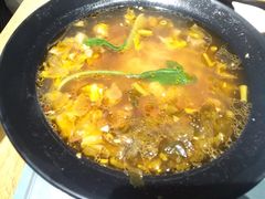 -八月美食小馆(银泰城总店)