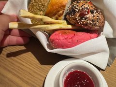 餐前面包配果酱-佐度王子扒房(西城红场店)