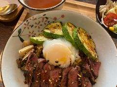 -POKEE VIA&Brunch·维娅(重庆来福士店)