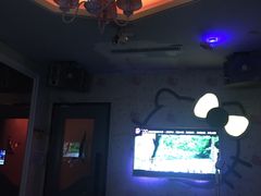 -依呀呀ktv烧烤小串(中山西路店)