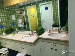 -美吉姆国际儿童发展中心(红谷滩绿地缤纷城中心)