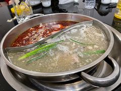 -老石黑山羊毛驴肉火锅(金凯广场店)