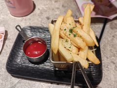 -留半山·香港食堂(啦啦宝都店)