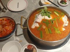 酸汤鱼-野山舂·贵州现舂酸汤牛肉(民生路店)