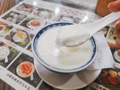 -周大娘牛乳(旧寨古村总店)