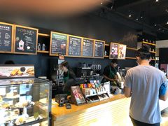 -星巴克(洛阳中州路王府井店)