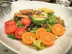 牛油果果蔬沙拉-大树餐厅(环球港店)