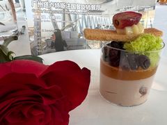 -广州塔卢特斯法国旋转餐厅