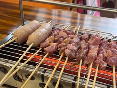 -哈尔滨小酒馆·鲜肉现穿自助烧烤(康新花园店)