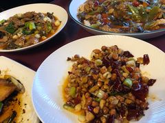 宫保鸡丁-代木儿回锅肉