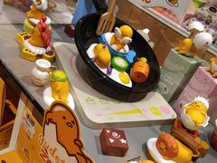 -泡泡玛特POPMART(杭州乐堤港店)
