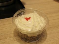 -红宝石·鲜奶小方·海派西点房(南丹店)