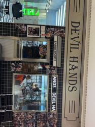 -Devilhands Barbershop男士理容店