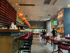 -NIUNIUPARK和牛螃蟹(龙湖杭州滨江天街店)