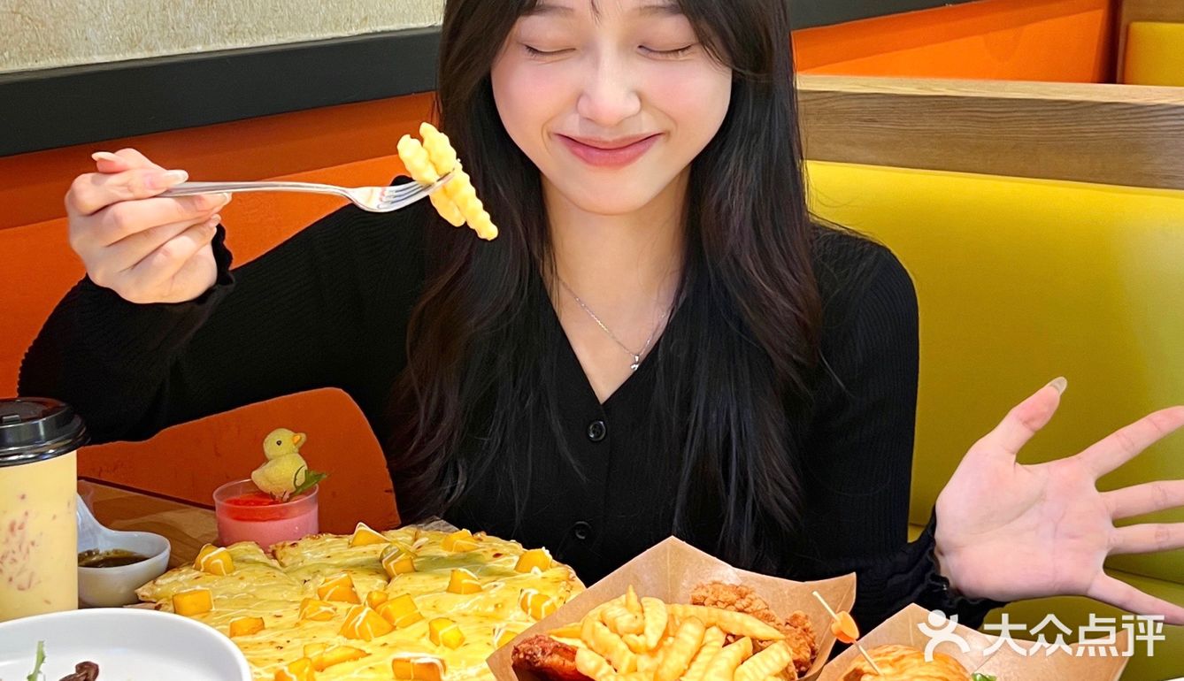 太太太可爱啦！！我都被吸引住🤩别说小朋友…