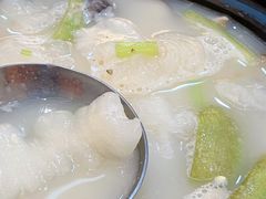 鸡汤杂菌酿豆腐煮花胶-广州酒家(昌岗地铁站店)