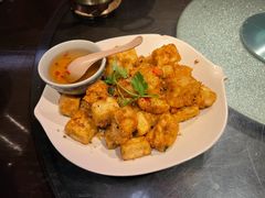 -大头虾越式风味餐厅(光明广场店)