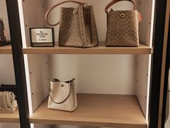 -COACH蔻驰(赛特奥特莱斯店)