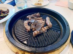 烤雪花牛肉佐云南黑松露-半山腰·云南菜(侨福芳草地店)