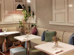 -潮一不贰·法式甜品·生日蛋糕·西式简餐(外滩店)